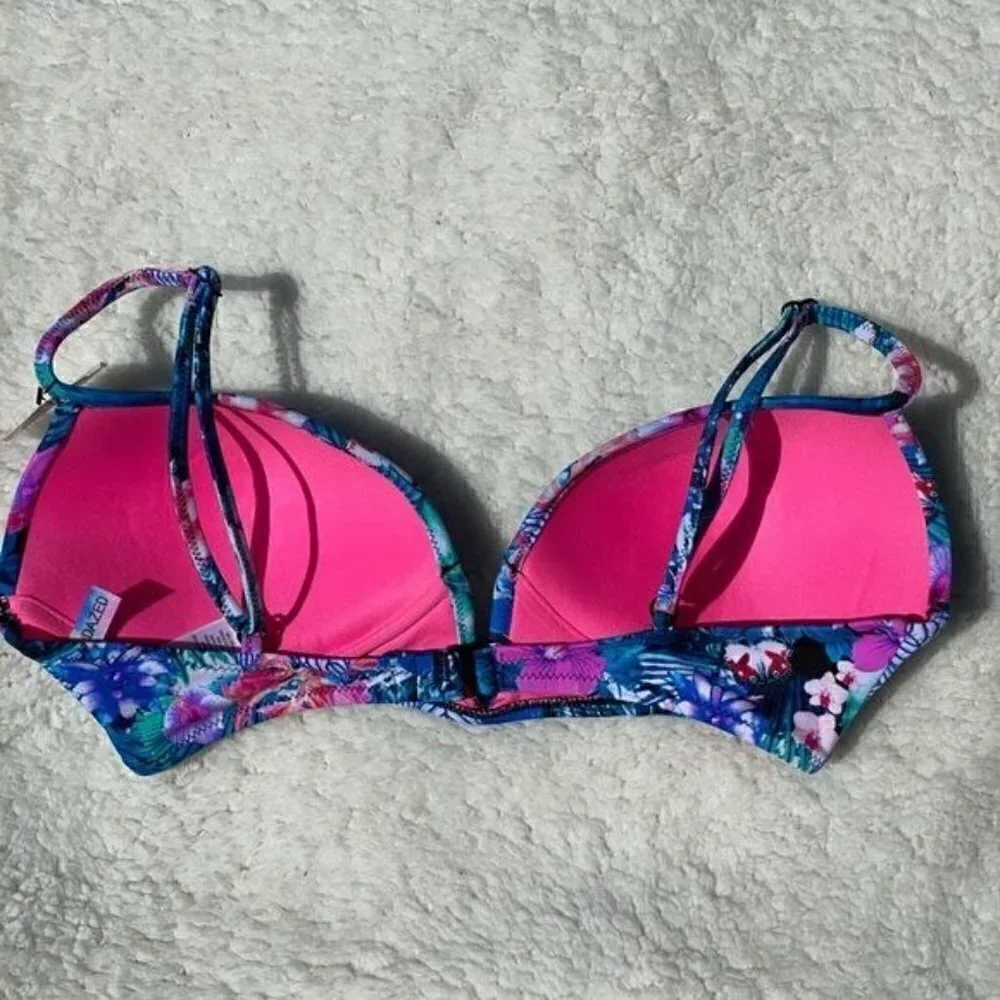 NWT Sundazed Floral Bikini Top